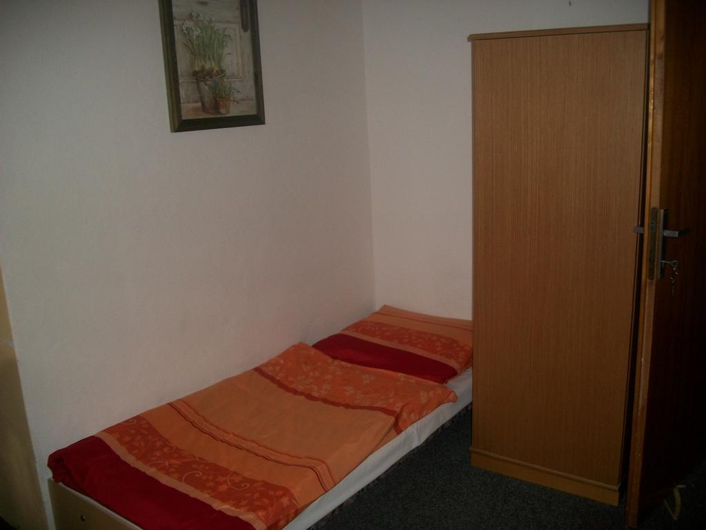 Pension U Loupežáku Hotel Jetrichovice  Ruang foto